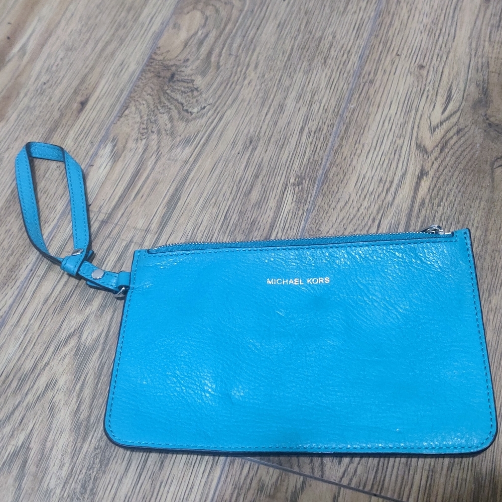 Michael Kors turquoise wristlet